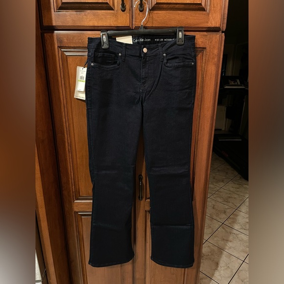 Calvin Klein Womens Modern Boot Jeans W30 x L30 - Picture 5 of 5